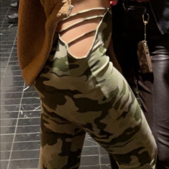 Urban Renewal Camo Flare Pant - Picture 7 of 12